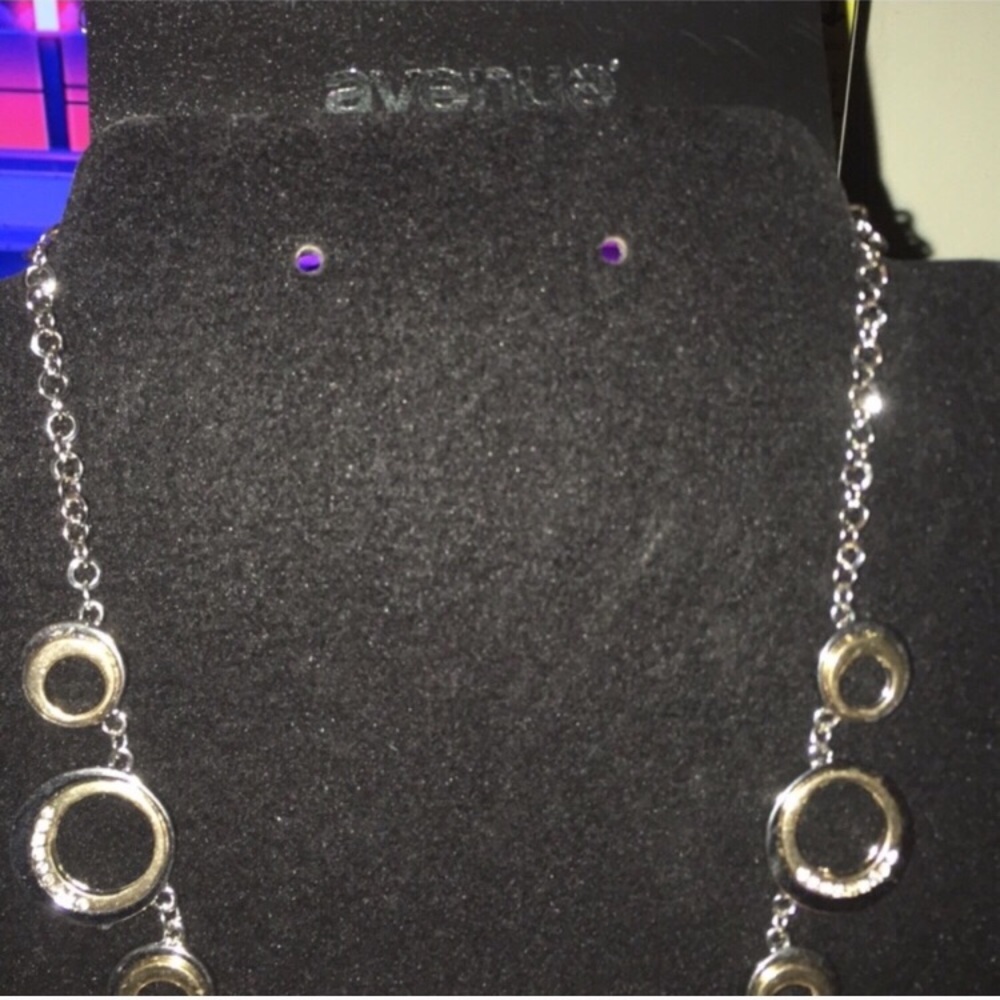 Two Tone Circle Statement Necklace - image 3